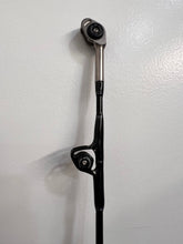 Load image into Gallery viewer, Seeker 4XH All Roller Rod