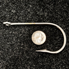 Load image into Gallery viewer, FUDO Tuna/Swordfish Ringed Eye Hook.  SS
