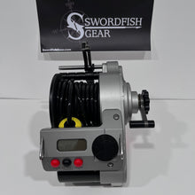 Load image into Gallery viewer, LP SV-1200 Electric Reel. Variable Speed. Lindgren Pitman
