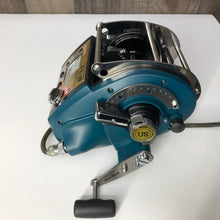 Load image into Gallery viewer, *On Sale. Miya Epoch US-19 Electric Reel.
